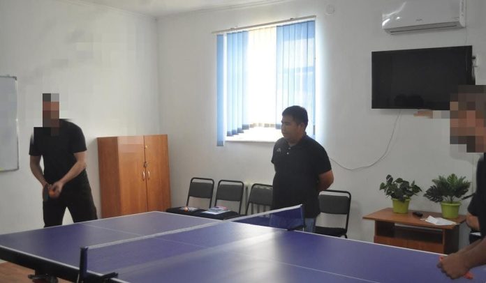 Теннис үстеліндегі тартыс