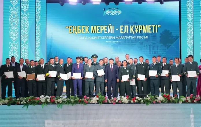 Майталман мамандар марапат төрінде