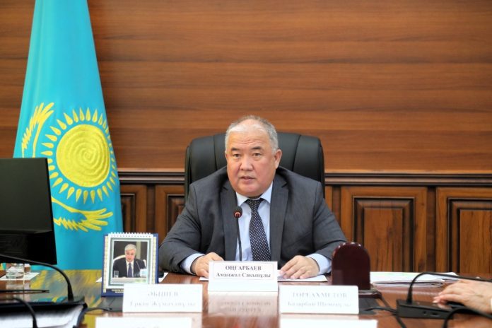 Трансшекаралық хабтарды дамыту және қоршаған ортаны қорғау мәселелері қаралды