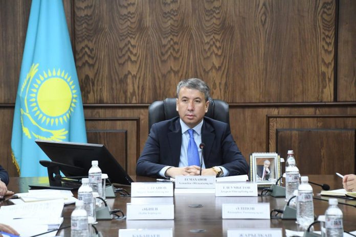 Алмасбек Есмаханов Жылды жоғары көрсеткіштермен қорытындылауымыз қажет