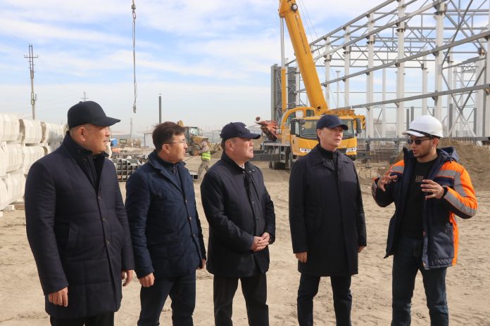 Парламент депутаттары құрылыс нысандарындағы жұмыс барысымен танысты1